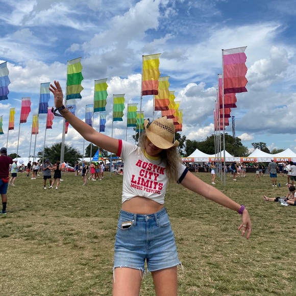 Austin City Limits 2021 Concert T - Picture 2 of 7